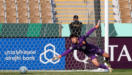 央视曝U23国足门将李昊身价2000万 三支中超争冠队有意买入