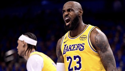 NBA综述｜雷霆轻取湖人，活塞力克骑士，哈登季后赛总得分升历史第11，锡伯杜寻求重返联盟执教