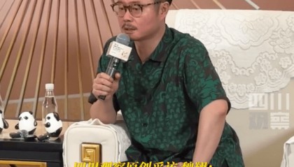 魏翔说成龙拍戏永远提前到片场！透露成龙吊威亚2小时下来当场就晕了