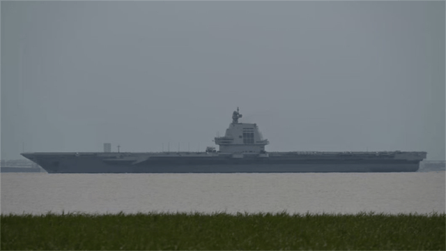 福建舰南下,甲板被罕见清空,这一幕,美军看完更担心了