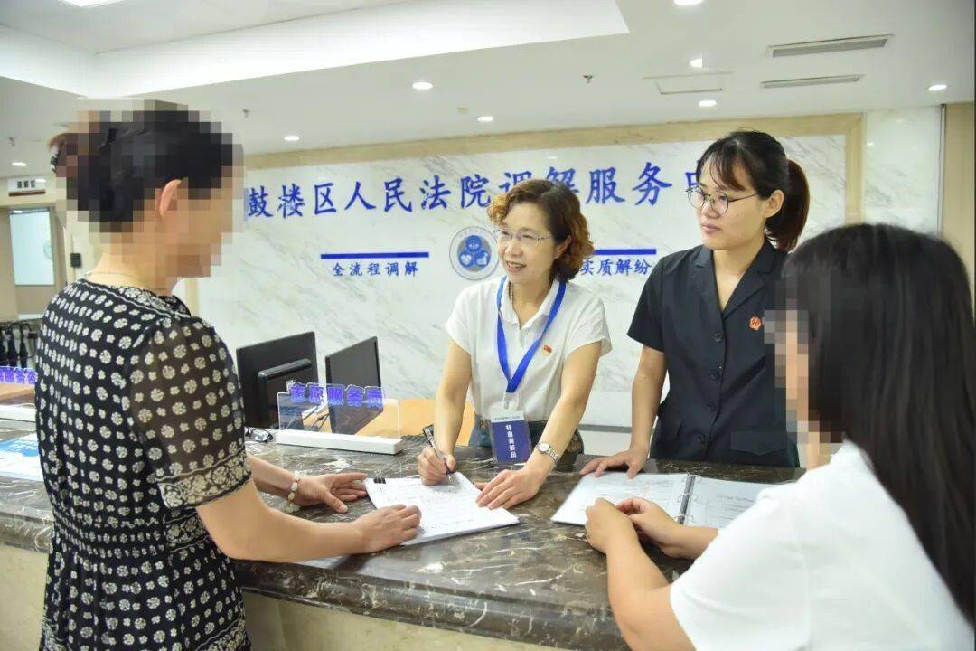 “我快80岁了,没想到能被亲孙女告到法院!”