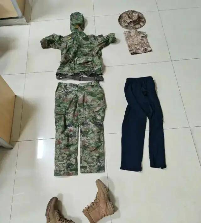 有歼20驾驶证!男子冒充飞行员,与100多女性搞暧昧,诈骗上万元