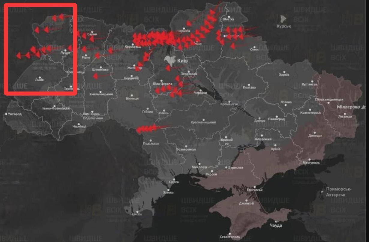 战争扩大？俄乌激战1294天，普京耐心耗尽，无人机群冲入波兰领空