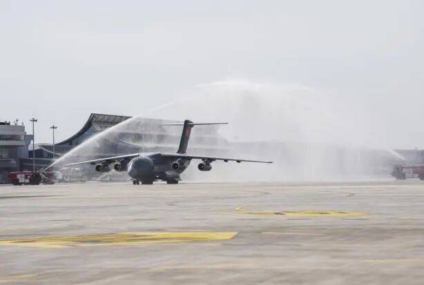 怎么看韩国海警李宰硕离世与志愿军烈士遗骸回国?