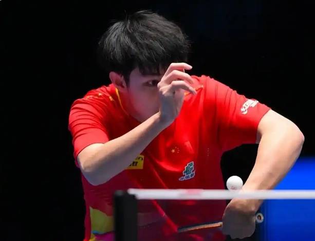 1比3再败！20岁黄友政难敌张本智和，国乒年轻一代路在何方？
