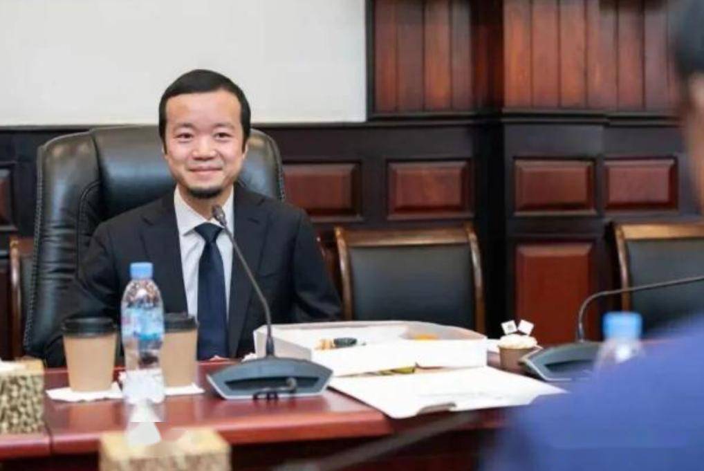 这些都是被骗的钱啊,美国没收价值150亿美元比特币,韩国冻结960亿韩元存款,英国查封19处房产,新加坡冻结2.8亿美元对冲基金账户