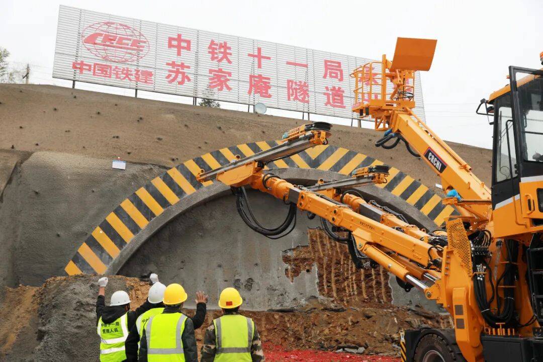 长沙机场过夜停车收费2025,官方与周边停车场对比