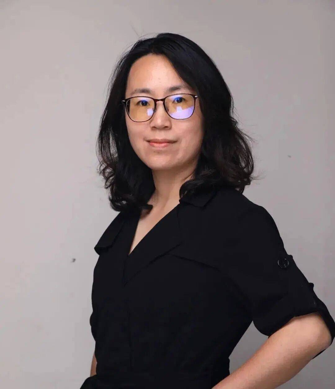 麦贤敏任西南民族大学校长,清华建筑学博士,长期致力于青藏高原建筑适应性技术研究